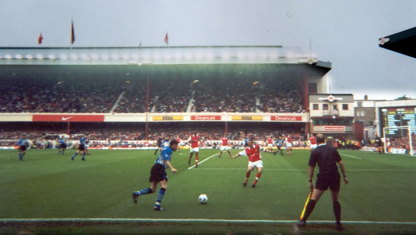Highbury match action, May 2000