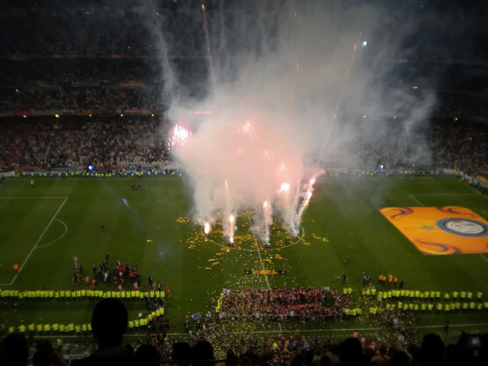 Fireworks on the Bernabéu pitch after the 2010 Champions League final