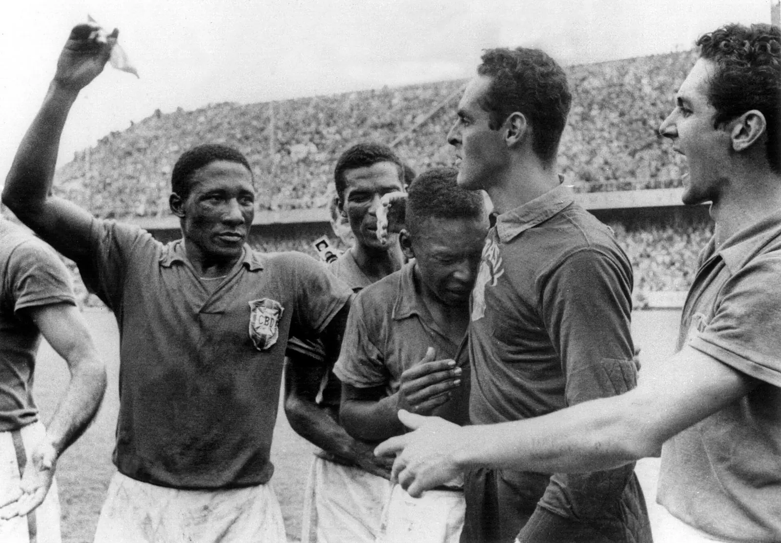 Djalma Santos, a tearful Pelé and Gilmar after the 1958 final